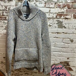 Vintage JCREW DONEGAL IRISH WOOL BLUE AND CREAM SWEATER IN XL